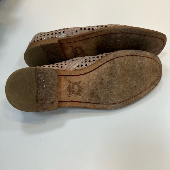 Trask 6.5 Ali Flats Perforated Suede Rose Metallic Slip On Shoes - Picture 8 of 8